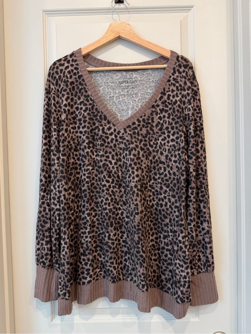 Women's Brown Leopard V-Neck Sweater